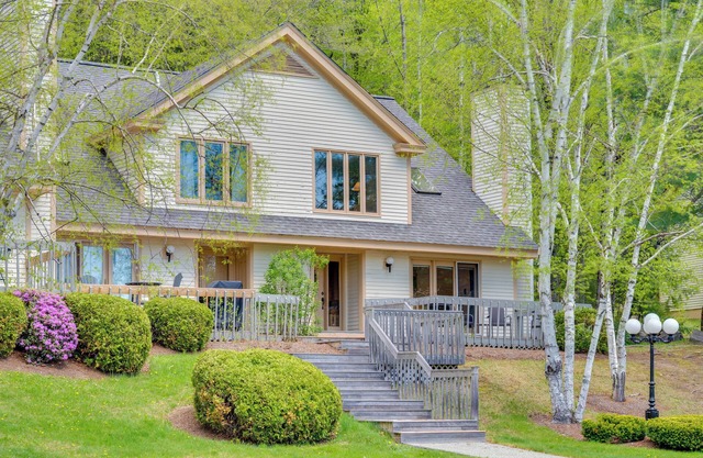 Charming Jackson Mountain Retreat on Golf Course!