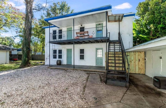 Charming Lafayette Apartment: 3 Bedrooms, Free Parking!