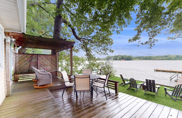 Charming Lakefront House with Stunning Views and Private Dock