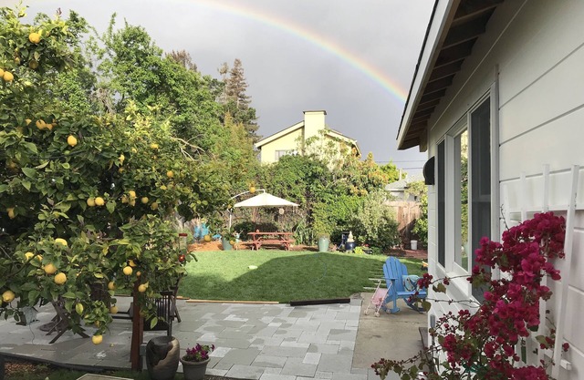 Charming Mid Century Modern, 2-Bett / 2-Bett-Haus mit großem, privatem Garten