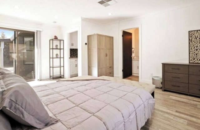 Charming Mini Suite from Memorial Medical Center