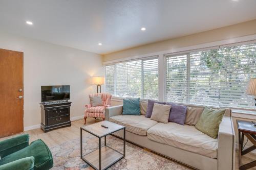 Charming Oakland Apartment Near Lake Merritt!