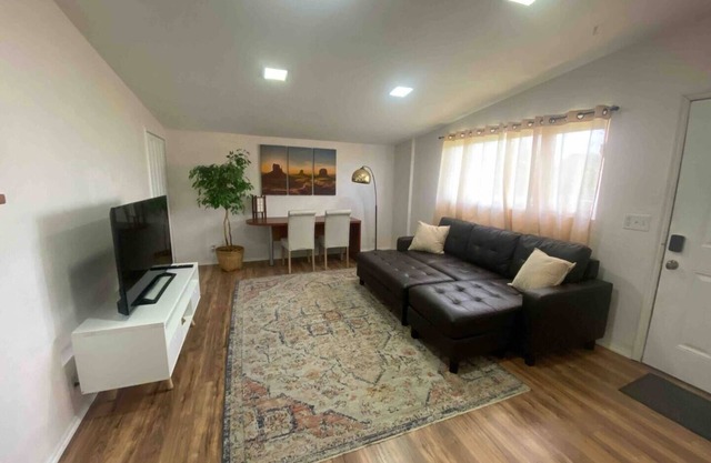 Charming pet-friendly 3-bedroom house in lovely Salt Lake City