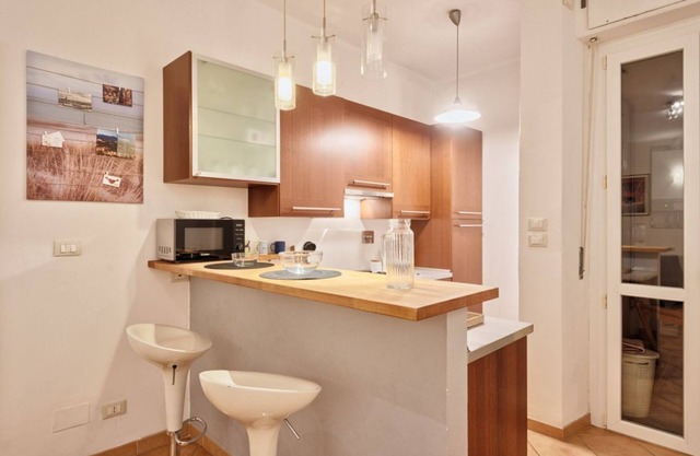 Charming Piazza Statuto Apartment