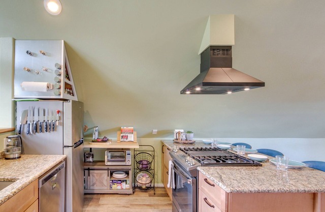 Charming Port Angeles Studio w/ Deck & Views!