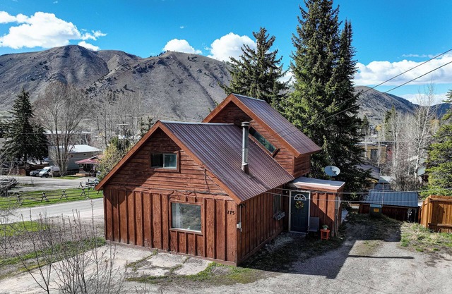 Charming Private Stay Next to Snow King & Town Square