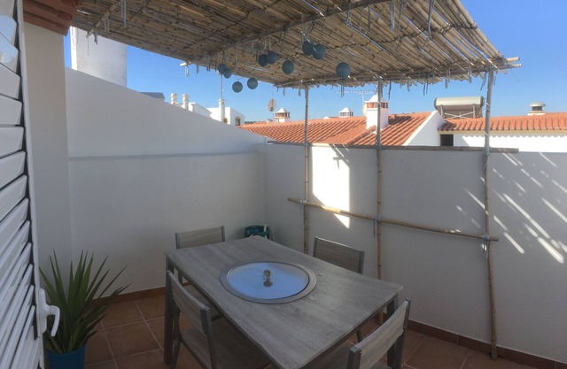 Charming house - 3 min beaches - downtown