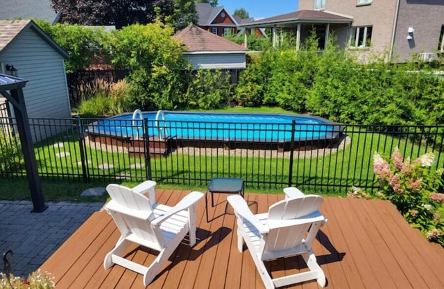 Charming Quality House 10 mins from ski, Private Pool Summer