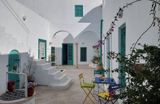 Charming renovated Arab house with all comforts. A true haven of peace