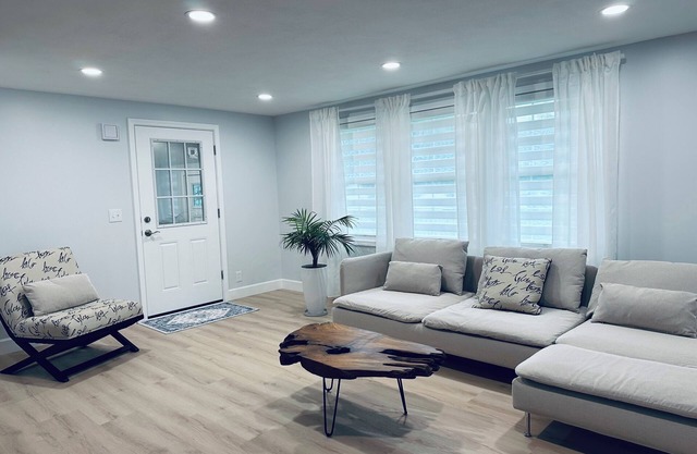 Charming retreat in Camillus completely renovated