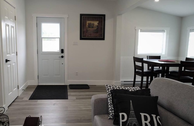 Charming Retreat on Rothesay Road
