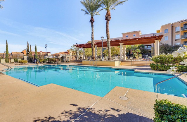 Charming Retreat on Lake Las Vegas w/ Pool Access!