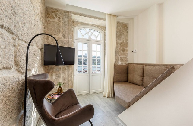 Charmante Wohnung mit Flussblick in Porto