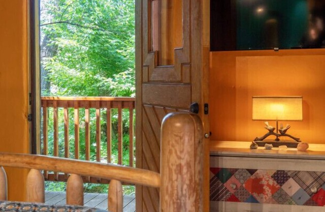Charming, Romantic Taos: Private Deck/Yard! Near Plaza, Hiking & Skiing