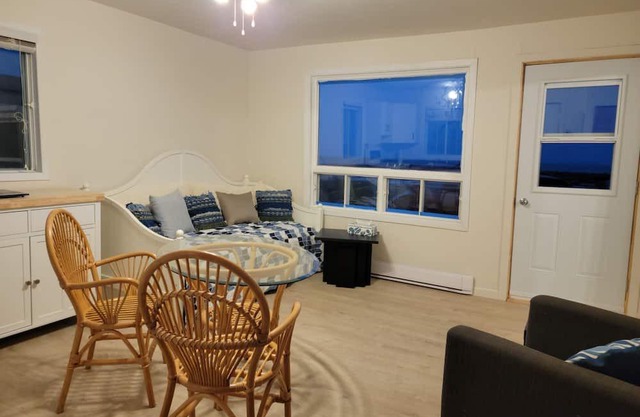 Charming seaside chalet, quiet and comfortable. It will charm you thanks to its