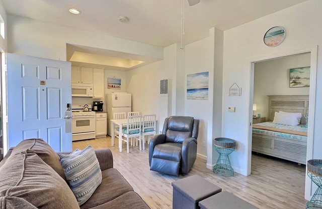 Charming seaside retreat by Oceano Dunes Pismo Avila SLO