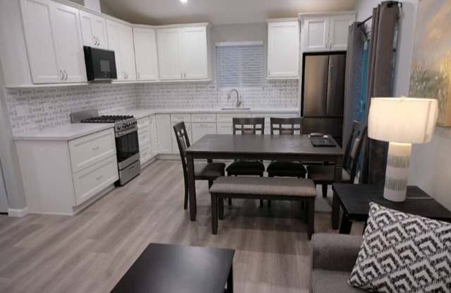 Charming Secluded 2BR/1BA Home with All Amenities in Fullerton, California