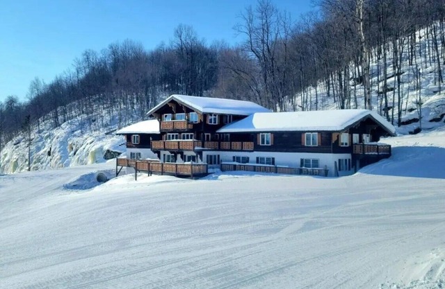 Charming, ski-in, ski-out, lake-view chalet w/ 10 bedrooms, kitchen and AC.