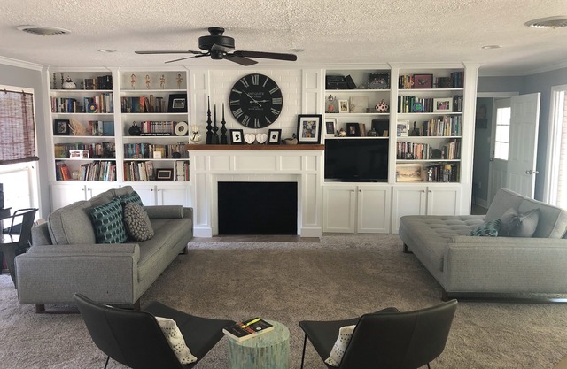 Charming Spacious 4-bedroom house with AC and WiFi in Bryan near Kyle Field