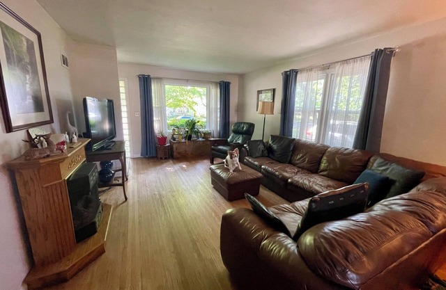 Charming spacious ranch in a quiet area. Pet friendly.