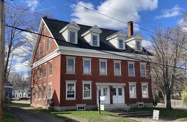 Charming Spacious Studio - Brand New! 5 min. to I-95
