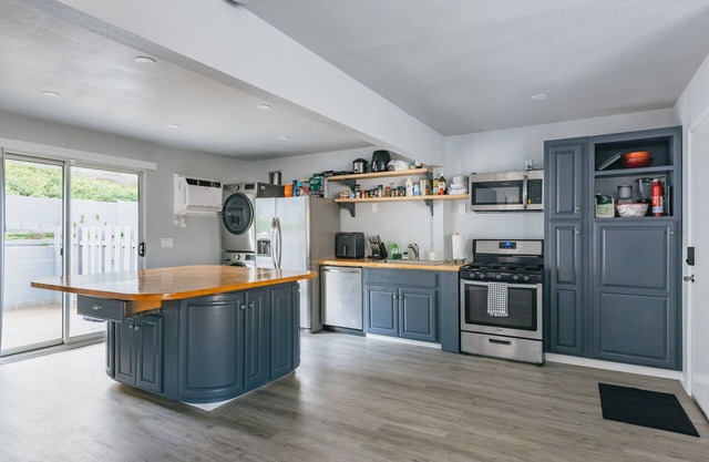 Charming Spacious House in San Diego Super Close to Great Activities