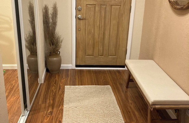 Charming stand alone Casita in the welcoming North Valley of Albuquerque