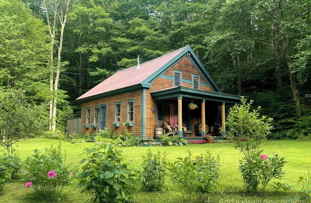 Charming Stowe Cabin w/Hot Tub, Trails, Streams