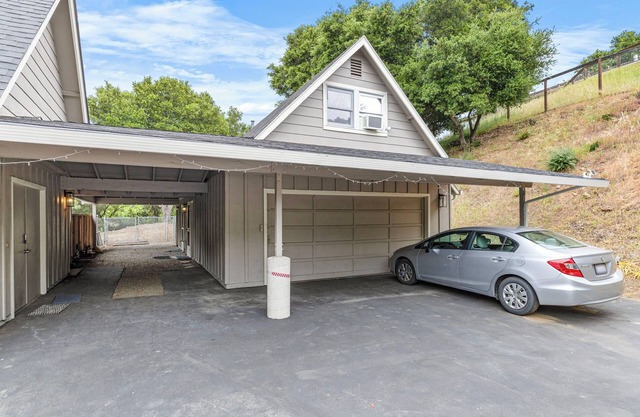 Charming studio in marvelous Los Gatos with WiFi, AC