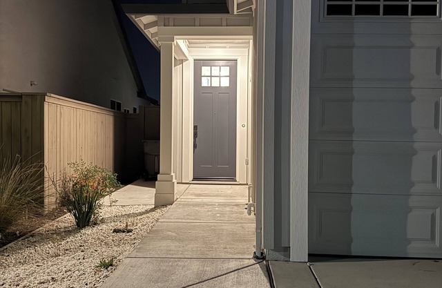 Charming super clean 1-bedroom house with WiFi heat and AC in tranquil Roseville