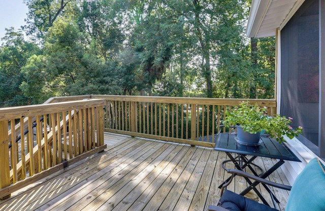 Charming Thomasville Getaway: Walk to Downtown!