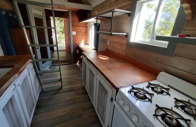 Charming tinyhome near the wild and scenic Yuba river!