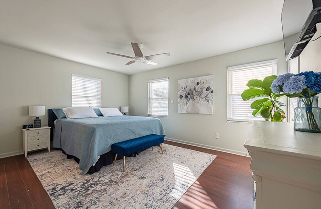 Charming Townhome Retreat w/King Bed on Quiet Cul-De-Sac Near I-10, FSU, & FAMU