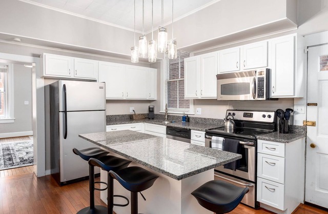 Charming Townhouse in German Village