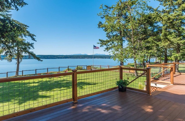 Charmantes Cottage am Meer mit zwei Schlafzimmern in Penn Cove