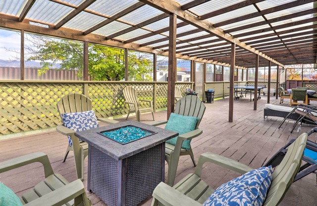 NEW! Charming Ukiah Home ~ 2 Mi to Lake Mendocino!