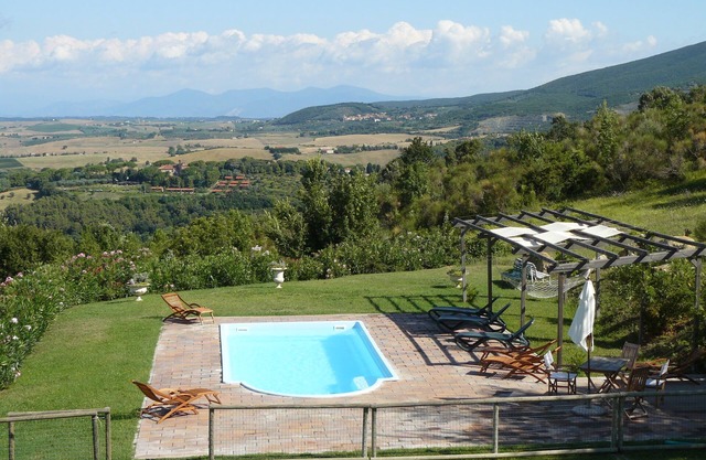 Traum Villa mit spektakulärem Blick an der Etruskischen Küste