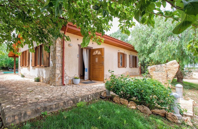 Charmante Villa in einem schönen Olivenhain