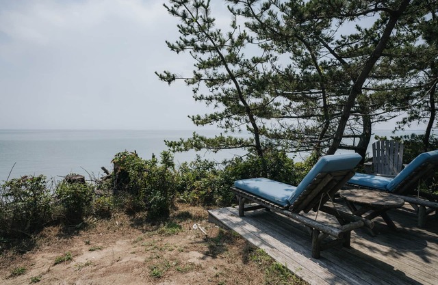 Charmantes abgelegenes Cottage am Wasser mit privatem Zugang zur Bucht für 4 Personen