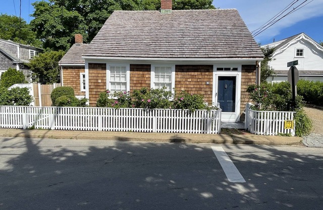 Charming1700 Edgartown Village Cottage 5 Minuten zu Fuß zur Innenstadt