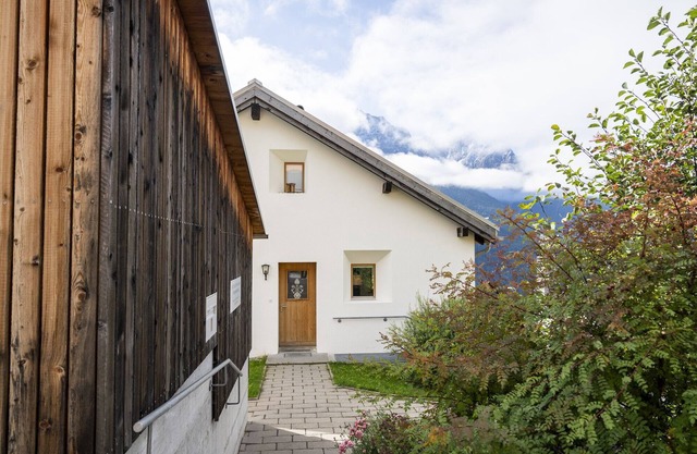 Chasa Arquint: Abitaziun Notta - Ideal gelegene, gemütliche 3-Zimmerwohnung mit Aussicht auf Sent
