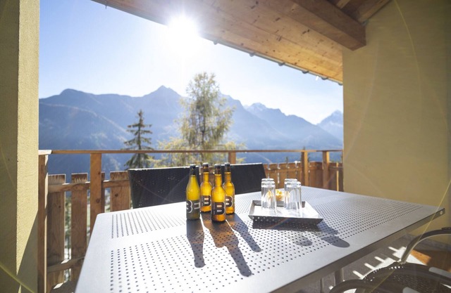CHASA COSTA DAD ARCHAS MAISONETTE APPARTMENT: EXCEPTIONAL LUXURIOUS 3 ½-ROOM-ATTIC FLAT IN SENT