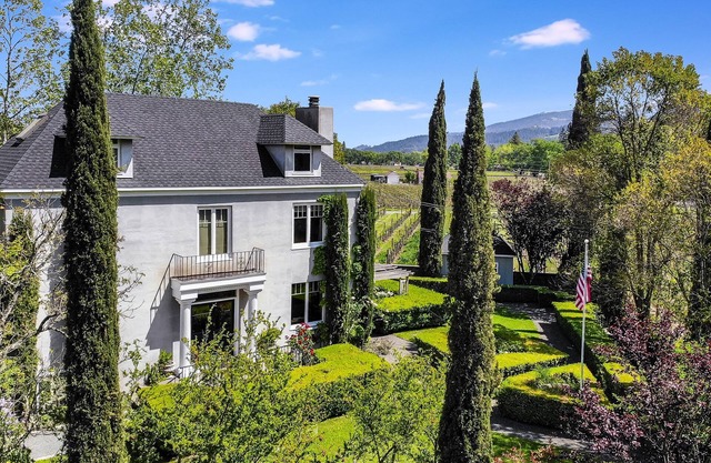 Chateau De Vie
