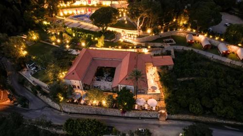 Chateau Du Comte