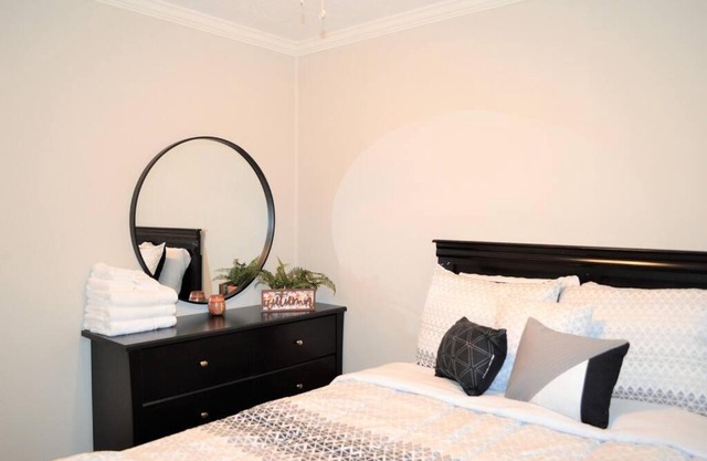 CHATEAUX MAGNOLIA - SMART HOME, W/ BBQ+CORNHOLE!