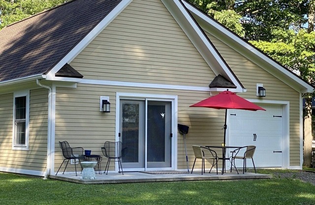 Chautauqua Lake Luxuriöses Ferienhaus auf einem wunderschönen, 12 Hektar großen Ufergrundstück