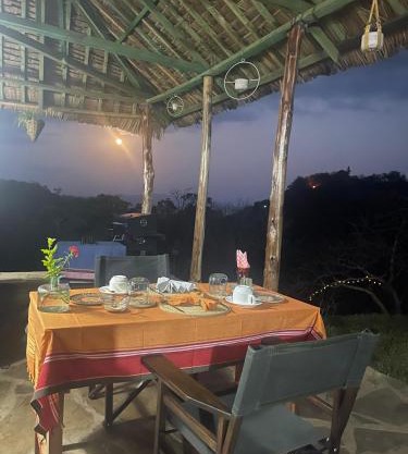 chawia luxury camp