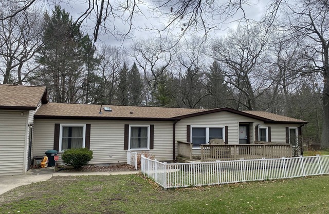 Cheap Cabin Near Oak Beach for longer stays. As low as 75 per night!