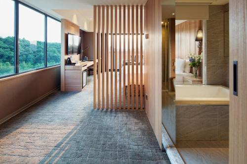 CHECK inn SELECT Taipei NeiHu