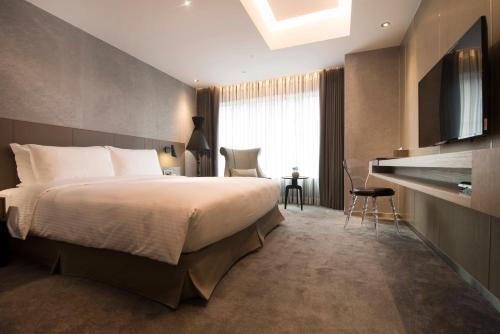 CHECK inn Taipei Nanjing